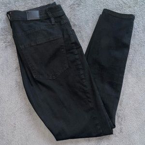 Women’s size 31 black skinny jeans from Urban Outfitters (BDG)